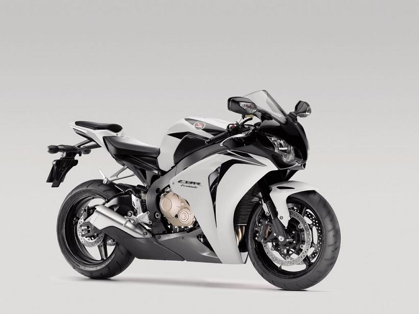 cbr1000rrpa2021ol7.jpg